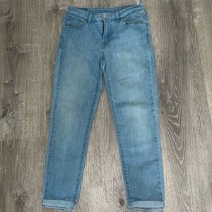 Levi’s Skinny Blue Jeans Size 28